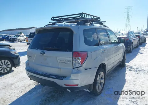 2013 Subaru Forester 2.5Xt Premium из США, поврежденный, VIN JF2SHGAC6DH405467